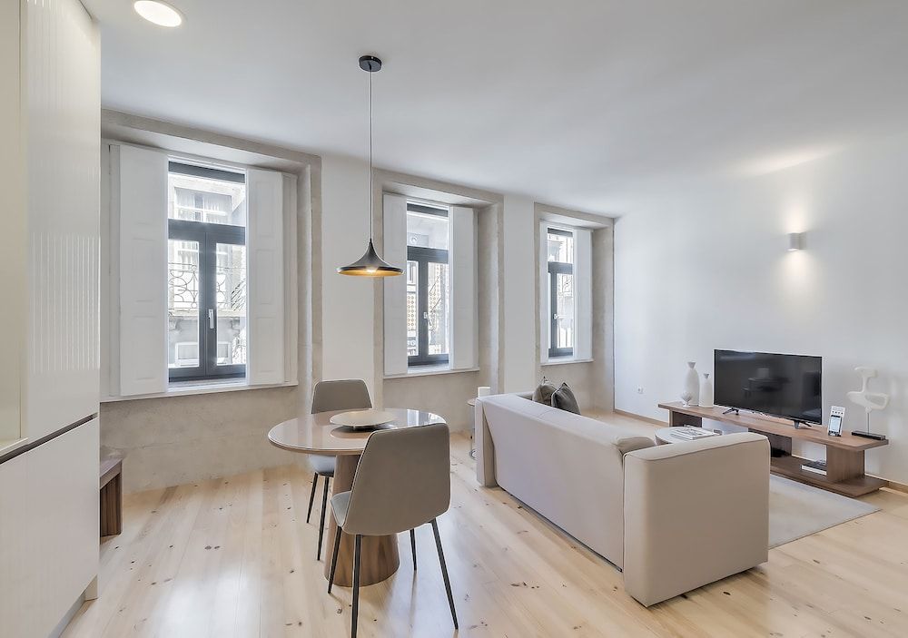 Oporto Street Sá de Noronha Standard Studio, City View 9