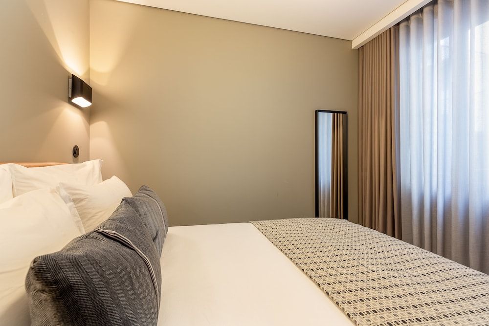 Deluxe Apartment, 4 Bedrooms (1E)