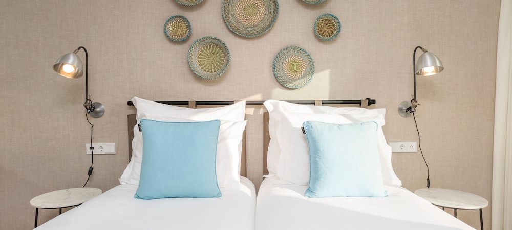 Octant Santiago Family Room 5