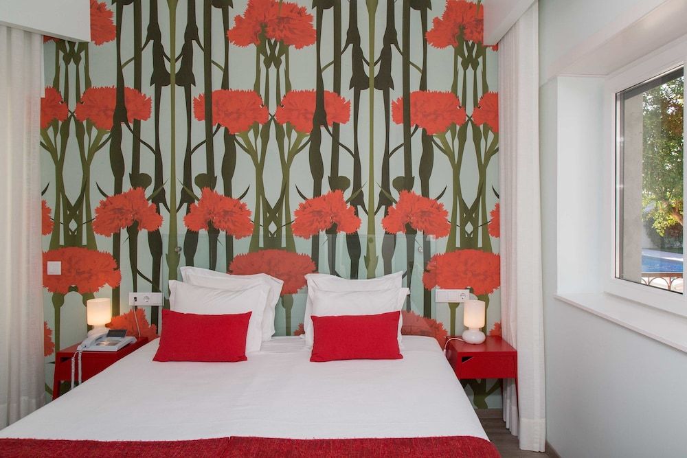 Deluxe Double or Twin Room, Pool Access (Liberdade)