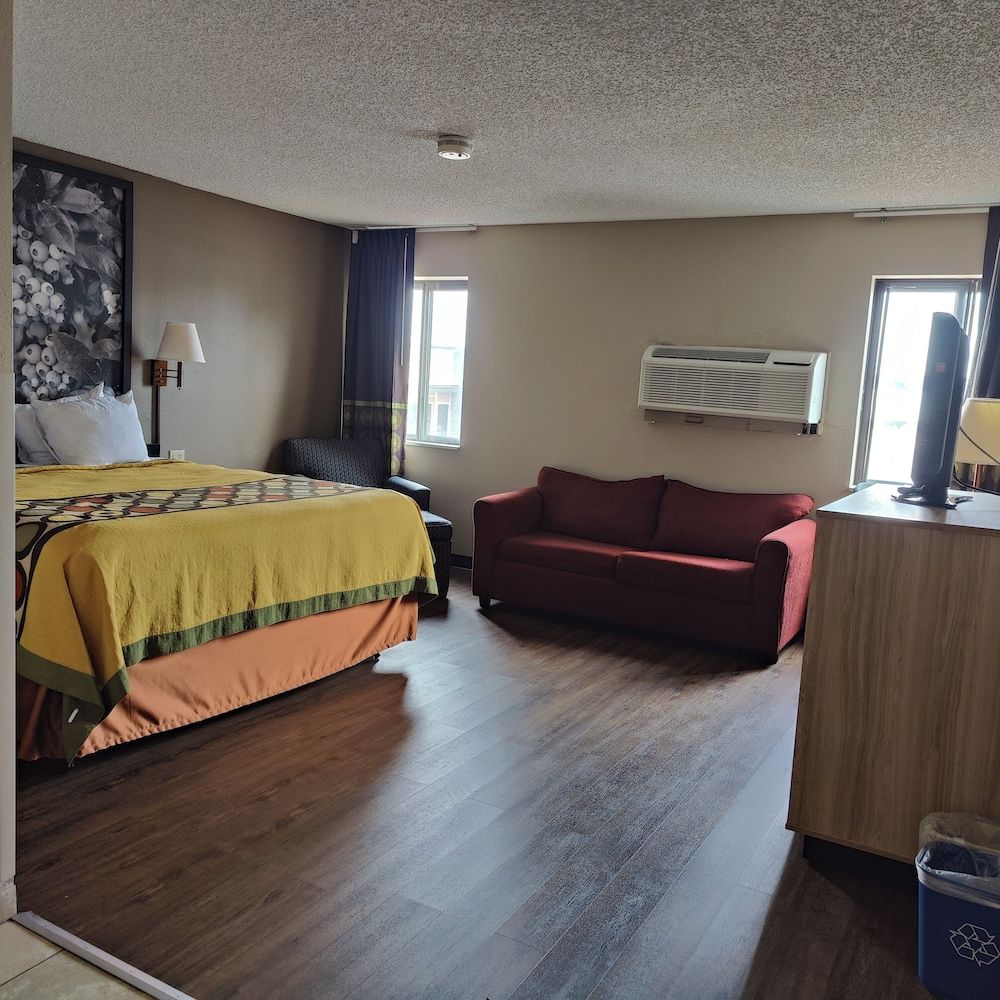 Standard Room, 1 King Bed