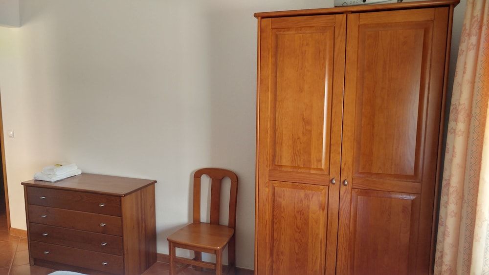 Family Room, Private Bathroom
