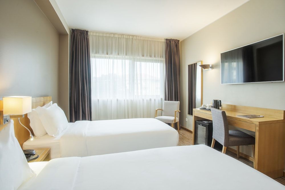 undefined HF Tuela Porto 4