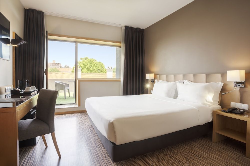 undefined HF Tuela Porto 10