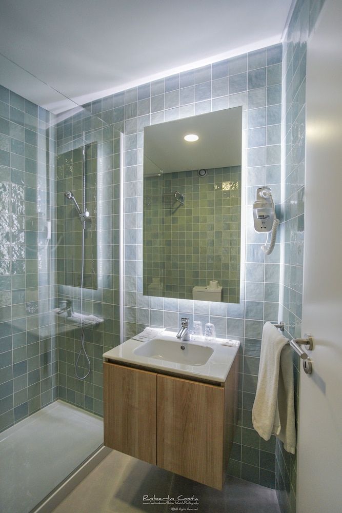 Hotel Teresinha Twin Room (for 1 or 2 people) 8