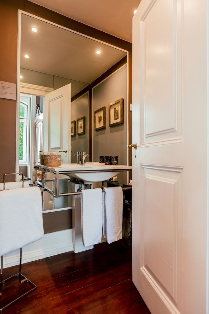 Torel Palace Lisbon Standard Double Room 2