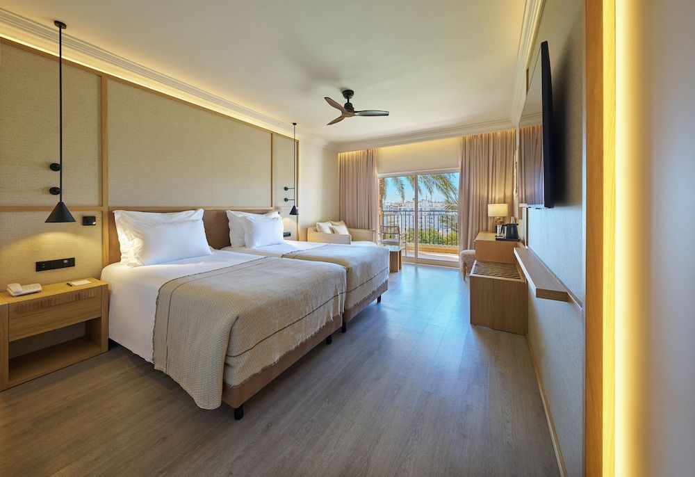 PortoBay Blue Ocean Double or Twin Room 4