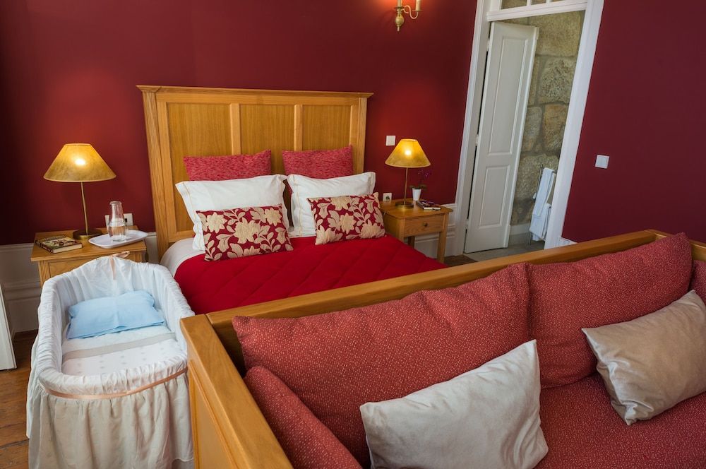 Deluxe Apartment, 1 Bedroom, Balcony (SENSUAL RED)