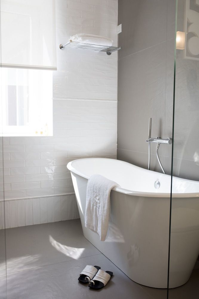 Santiago de Alfama - Boutique Hotel Deluxe Room (King) 6