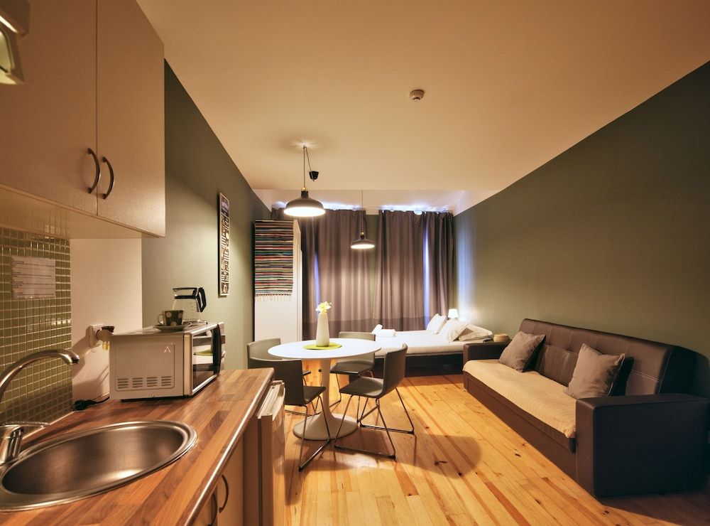 undefined Aparthotel Oporto Entreparedes 3