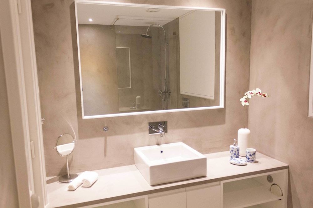 Alfama Blue Studio Loft Apartment - by LU Holidays Studio, Mezzanine 12