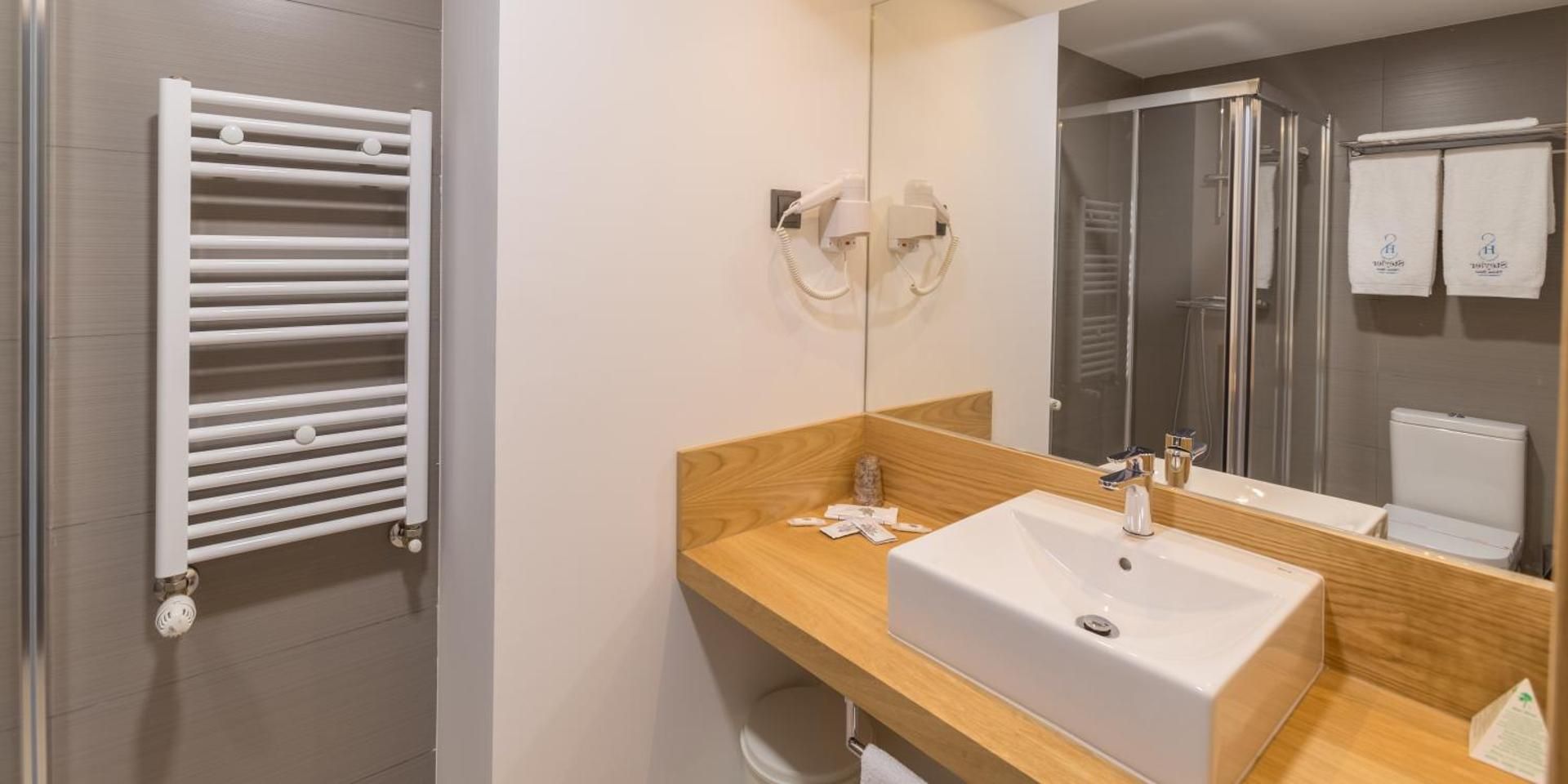 Steyler Fatima Hotel Congress Superior Triple Room 4