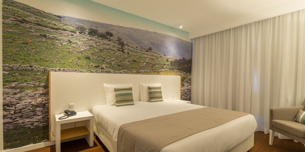 Steyler Fatima Hotel Congress Superior Double Room 4