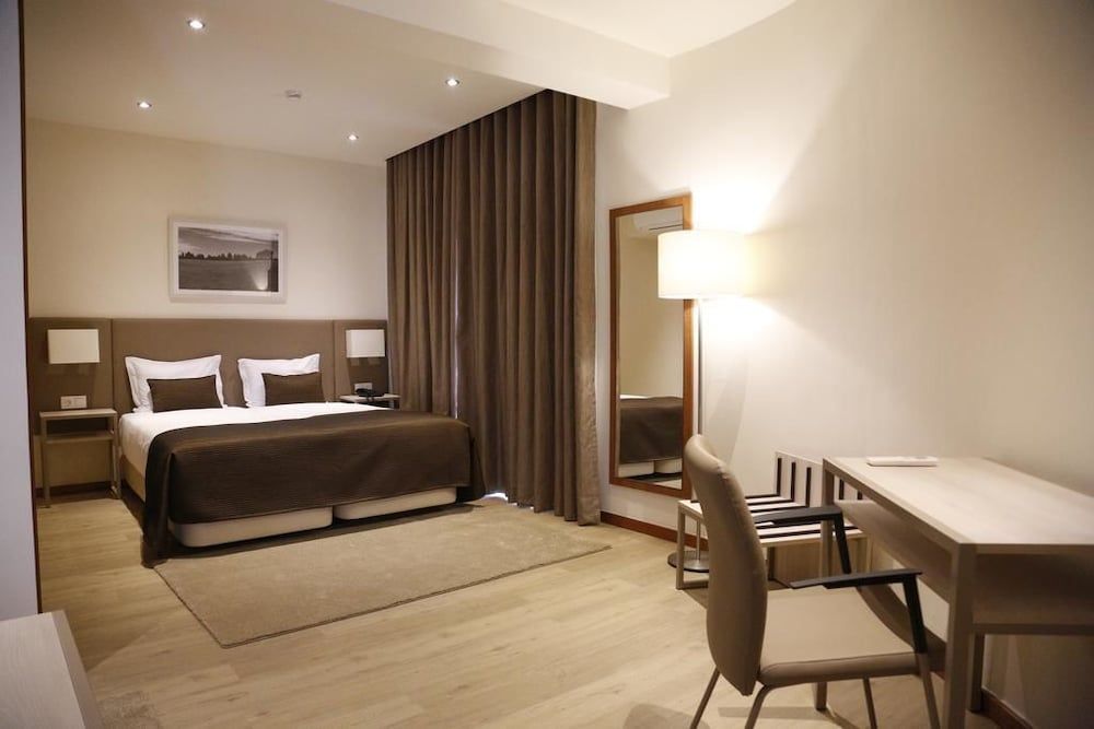 Hotel Ponte Sor Classic Quadruple Room 2