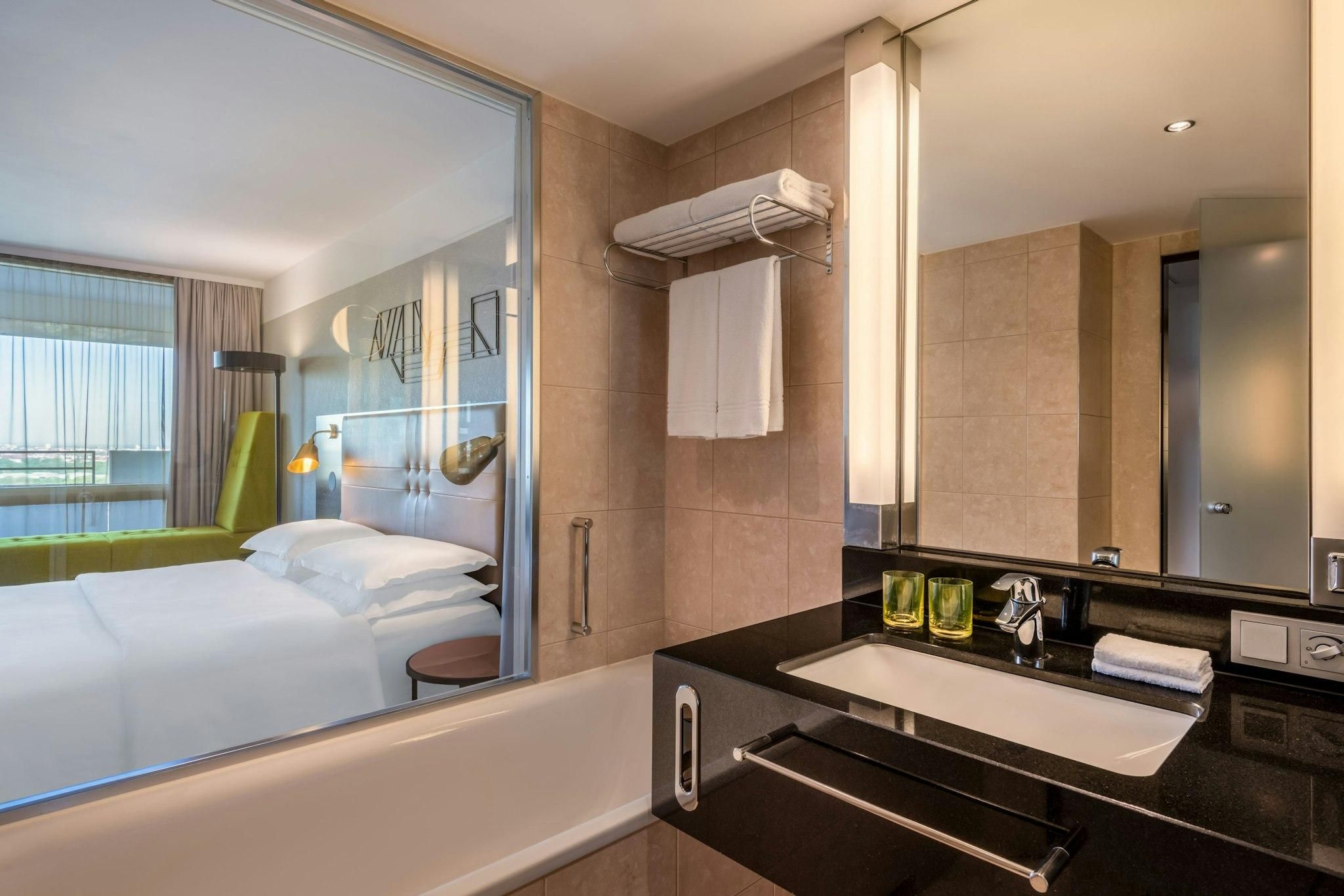 undefined Four Points by Sheraton Munich Arabellapark 5