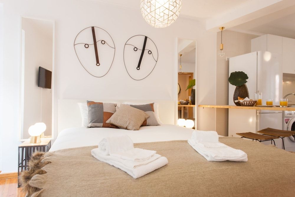 undefined Moniz Studio Apartment - by LU Holidays 4