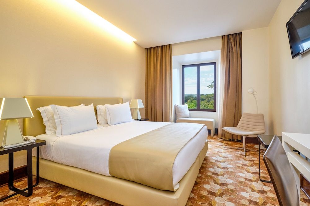Sintra Boutique Hotel Superior Double Room 4