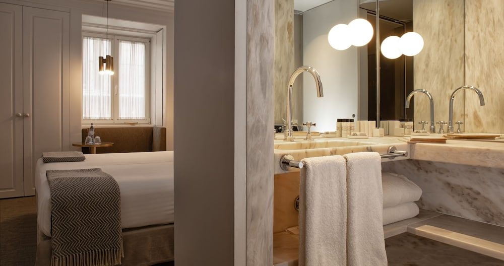 Lisboa Pessoa Hotel Double Room (Small)