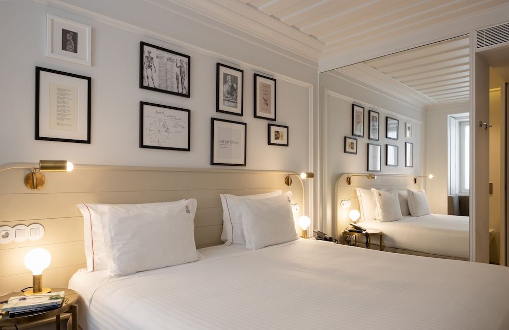 Lisboa Pessoa Hotel Double Room (Small) 2