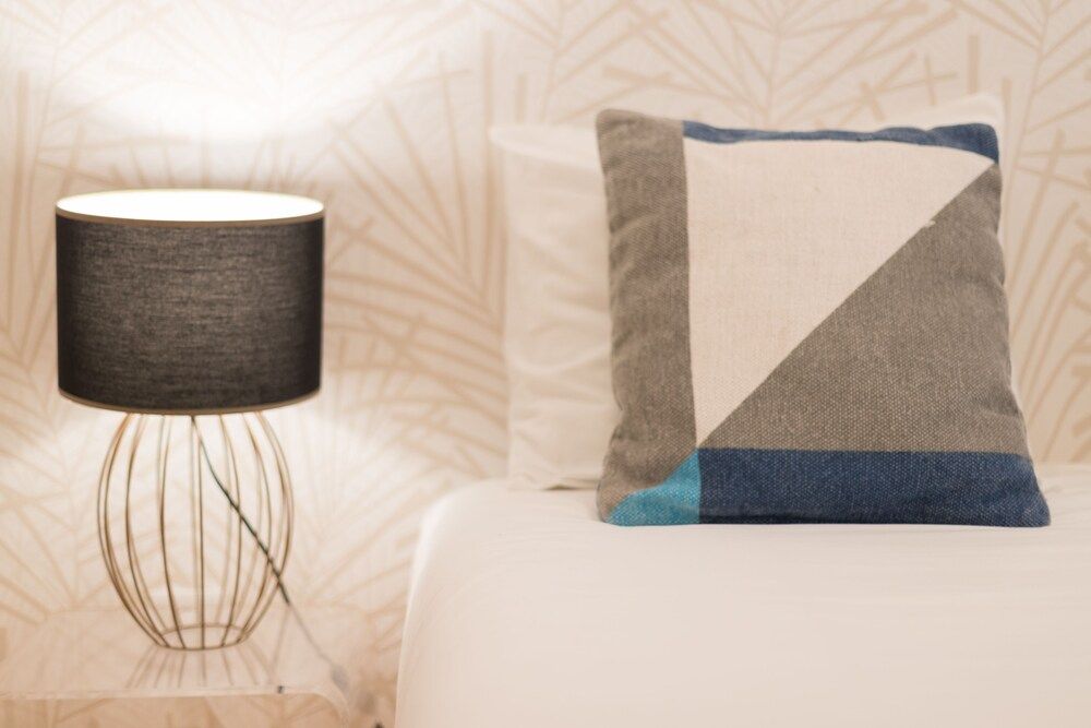 undefined Baixa Modern Three-Bedroom Apartment - by LU Holidays 3