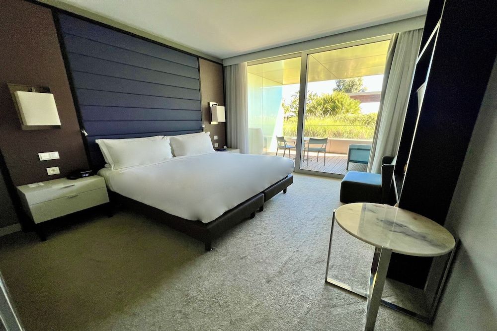 Room, 1 King Bed, Garden View (Cosy)