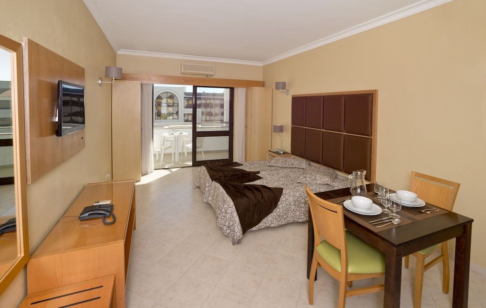 Paladim & Alagoamar Hotels Studio, Pool View 2