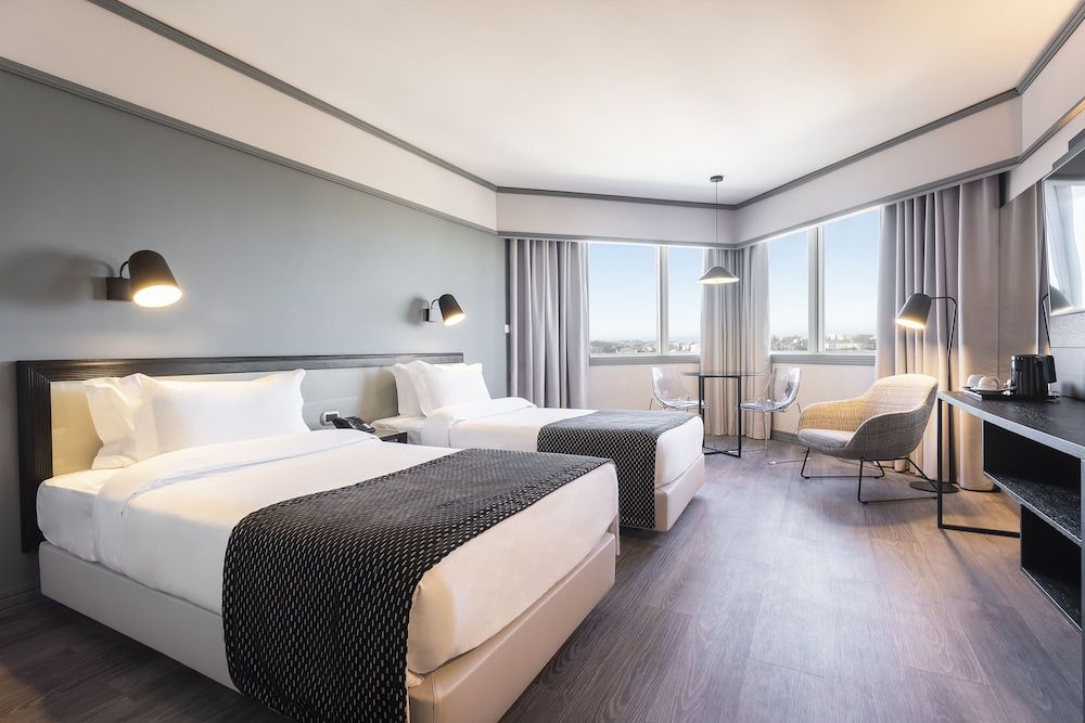 HF Fénix Porto Comfort Double or Twin Room 4