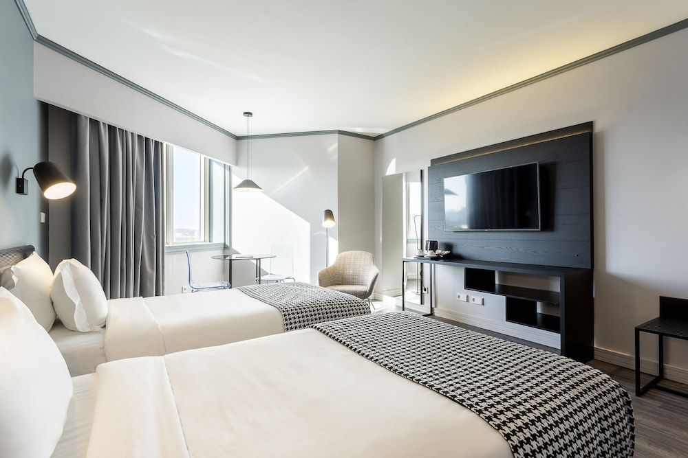 undefined HF Fénix Porto 8