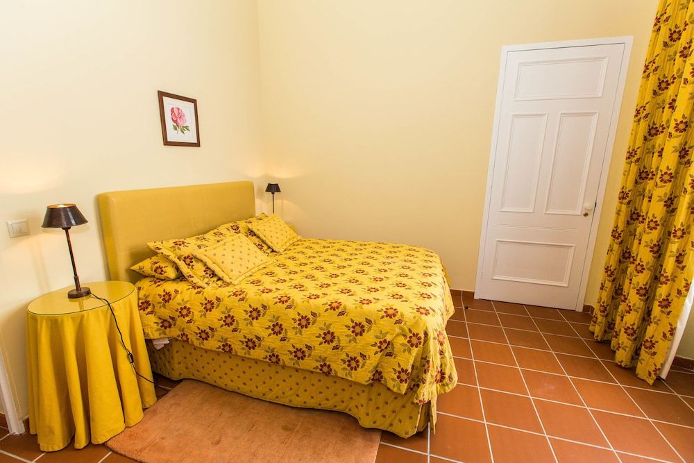 House, 2 Bedrooms