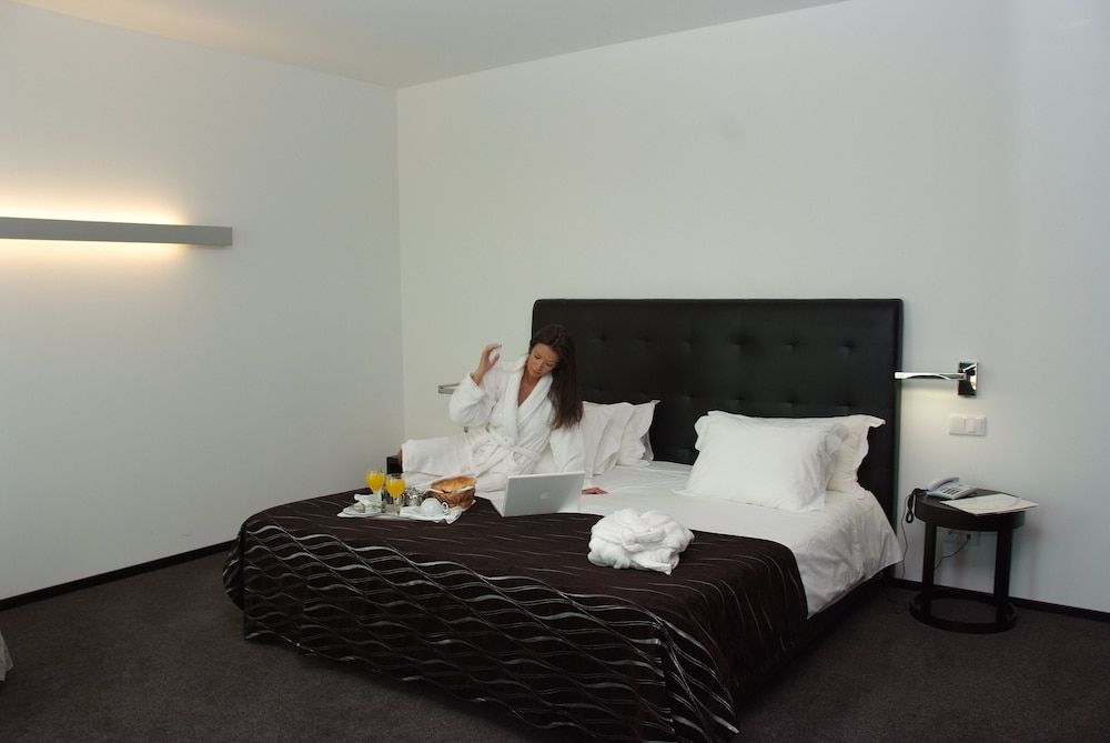 Axis Viana Business & SPA Hotel Double Room, Mountain View