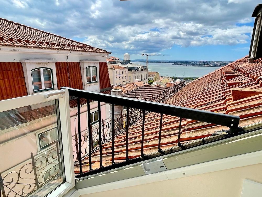 undefined Lisbon Colours Bairro Alto Apartments 5