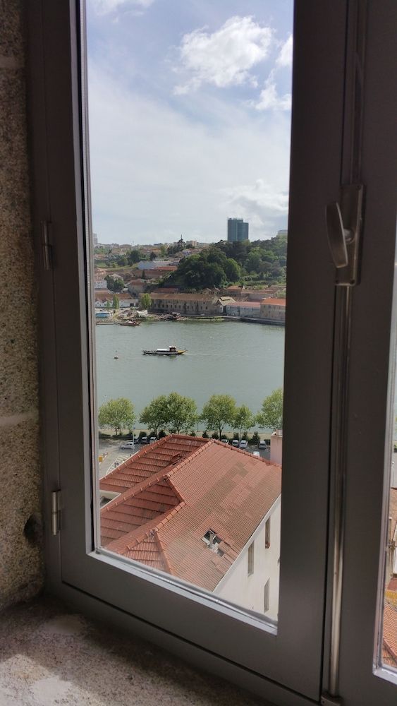Studio, River View