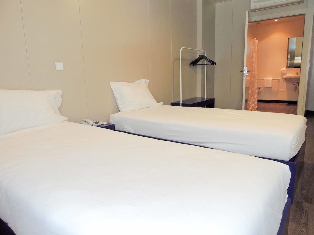 undefined iStay Hotel Porto Centro 10