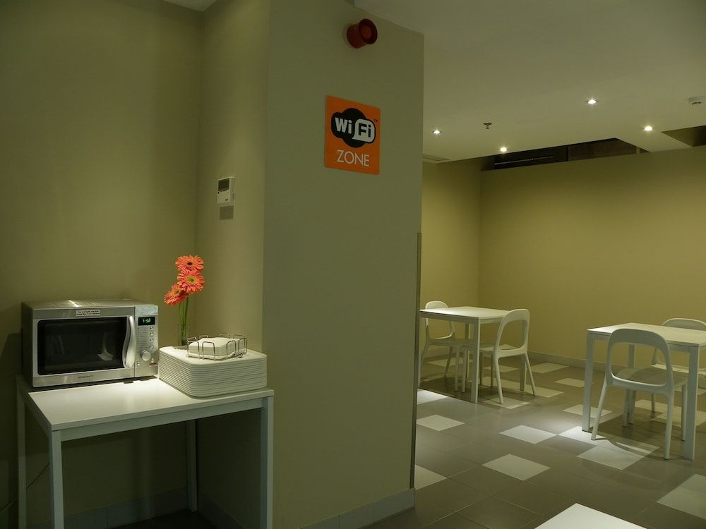 undefined iStay Hotel Porto Centro 5
