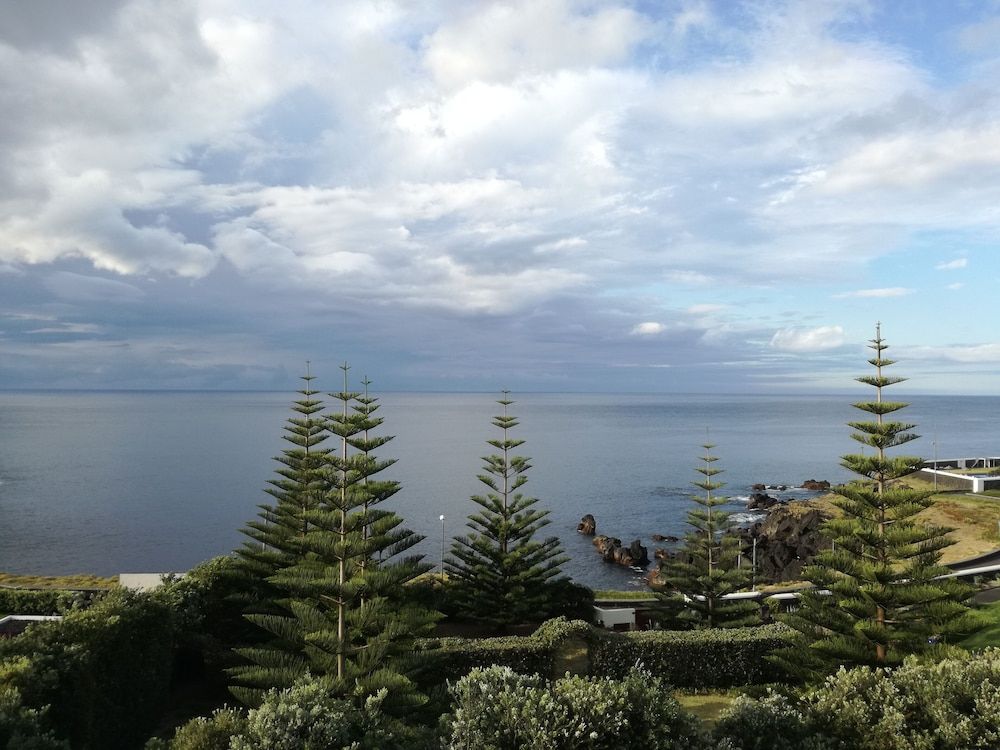 Whales Bay Hotel Penthouse, 2 Bedrooms (4 Adults + 2 Children) 3