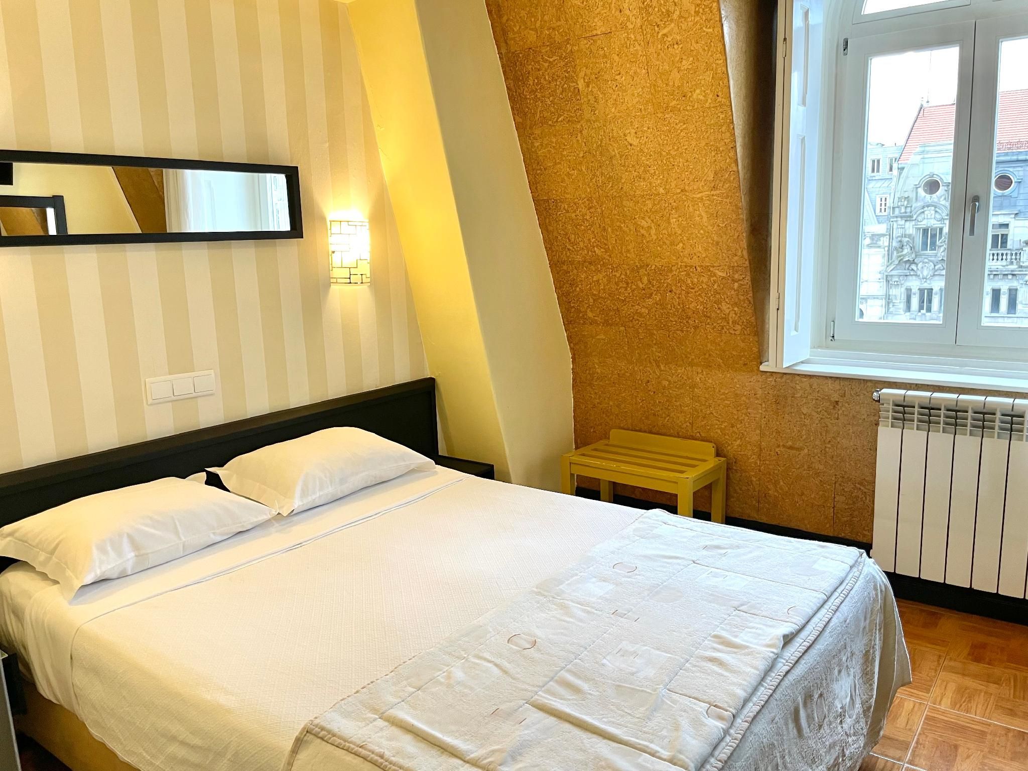 Hotel Universal Double with View 2