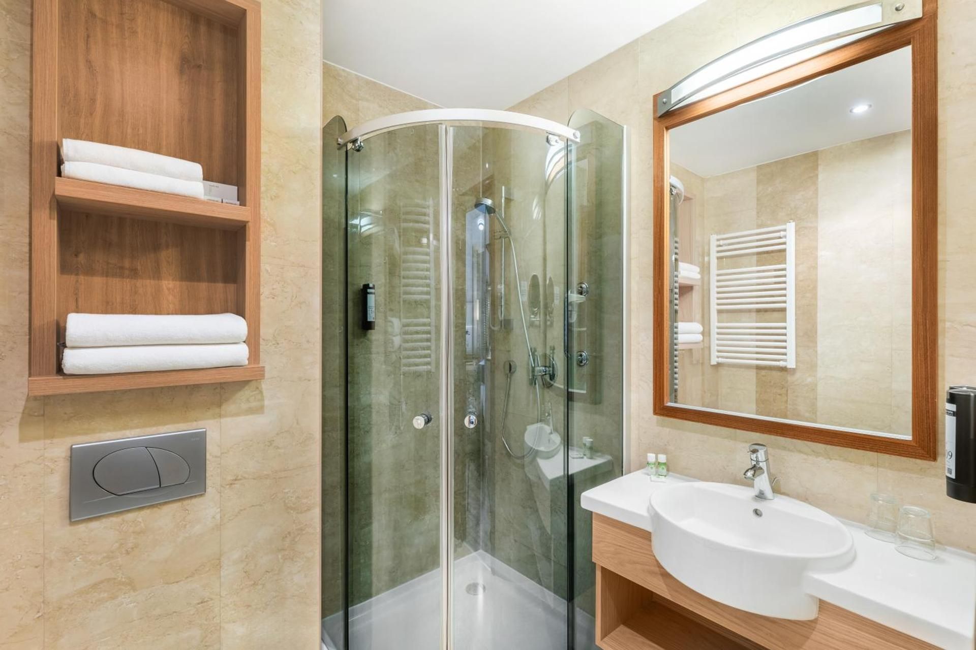 undefined Hotel Bristol Budapest 8