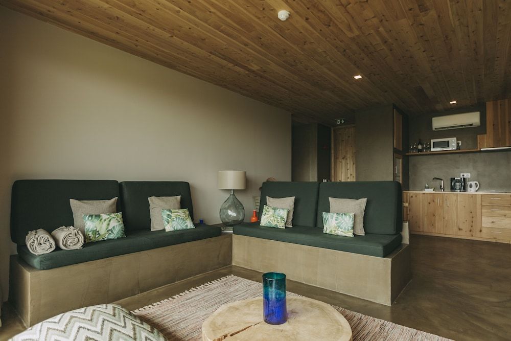 Santa Barbara Eco Beach Resort Superior Villa, 2 Bedrooms, Hot Tub 5