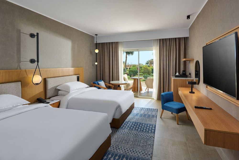 Room, 2 Twin Beds, Sea View
