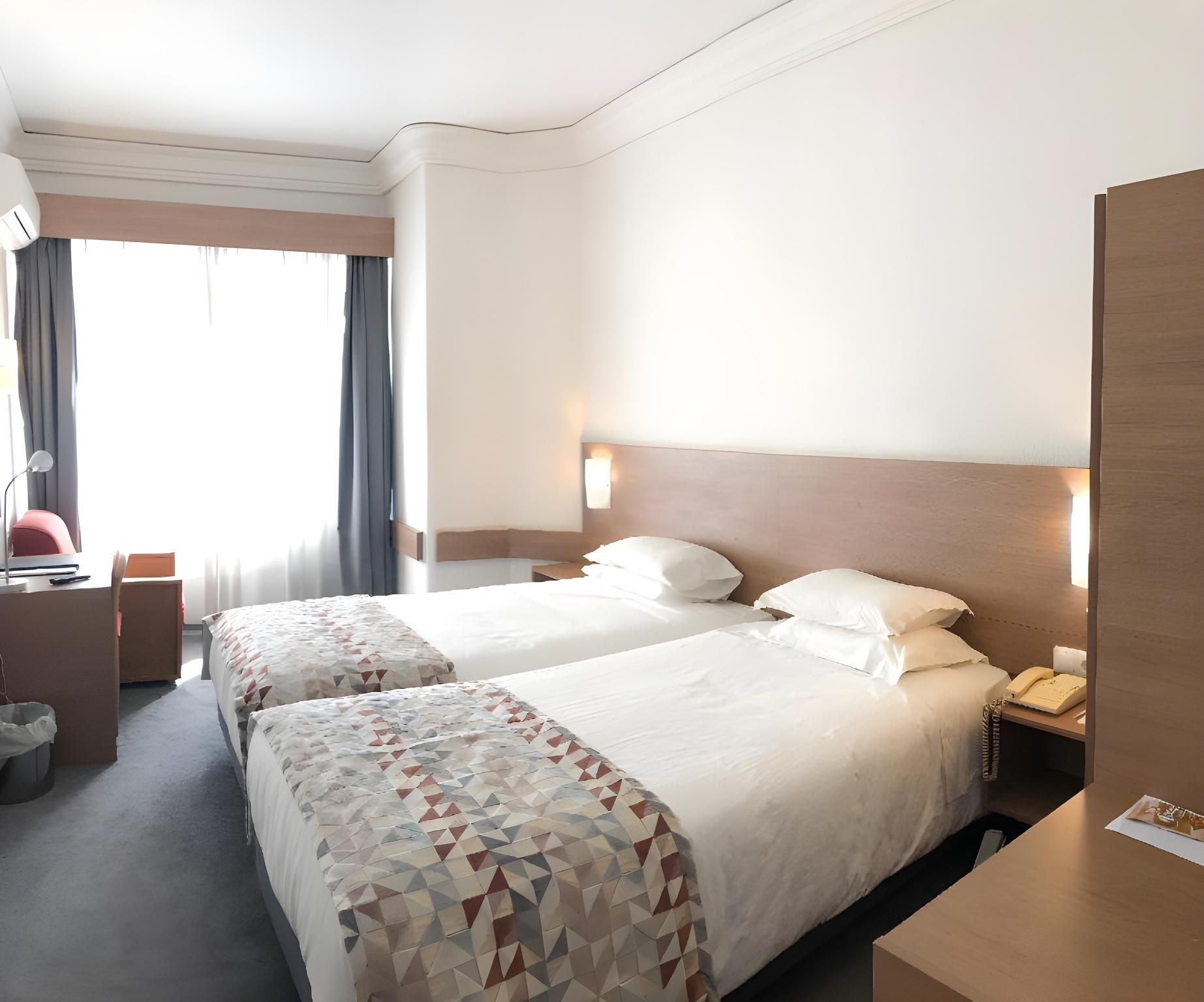 Hotel Flamingo Twin Room 2