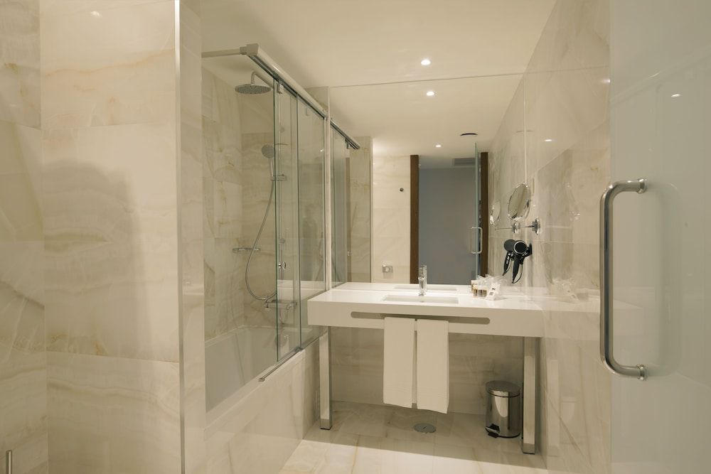 TURIM Marquês Hotel Superior Twin Room 7