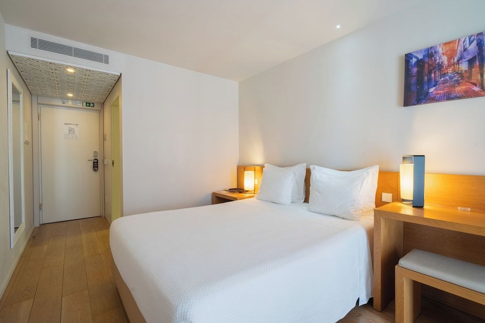 Burgus Tribute & Design Hotel Standard Room 6