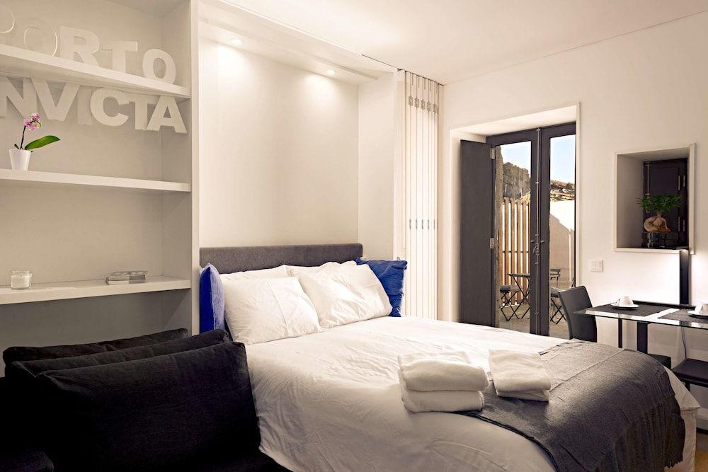 Design Studio, Multiple Beds, Terrace, City View (invicta)