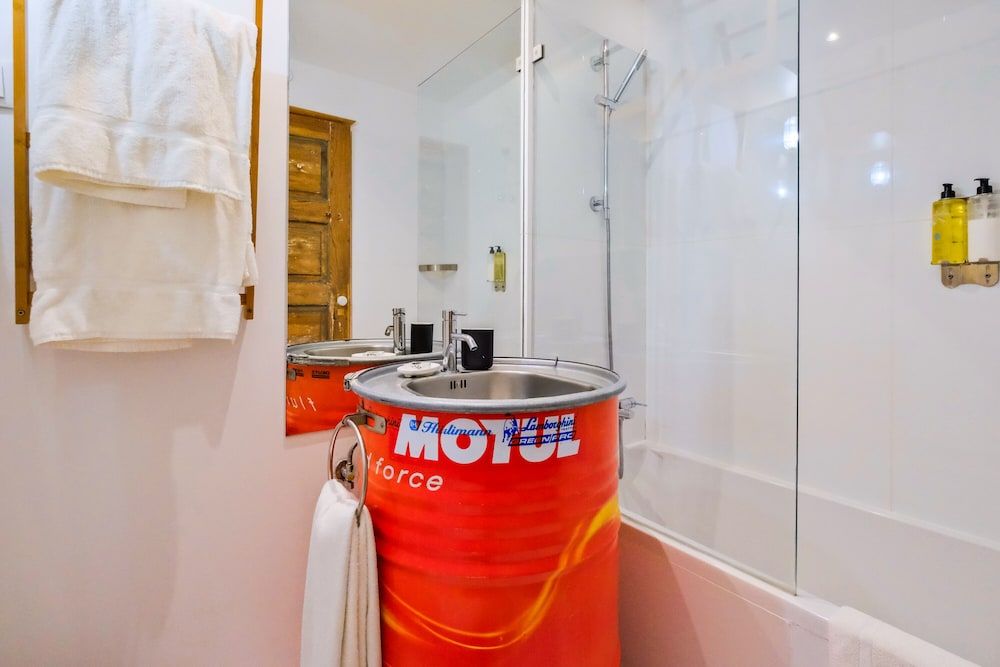 Chiado Arty flats Superior Studio, City View 8