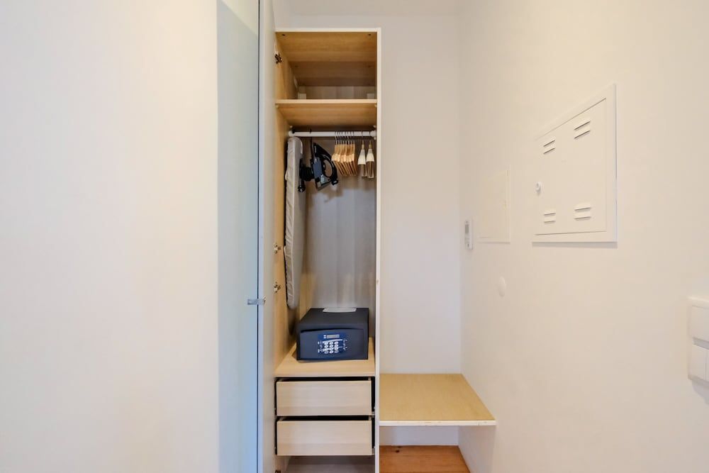 Chiado Arty flats Superior Studio, City View 6