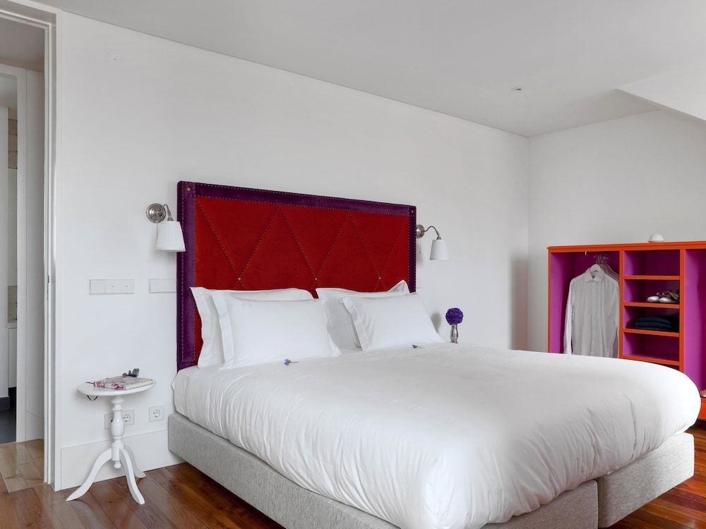 undefined Residentas Apostolos 2