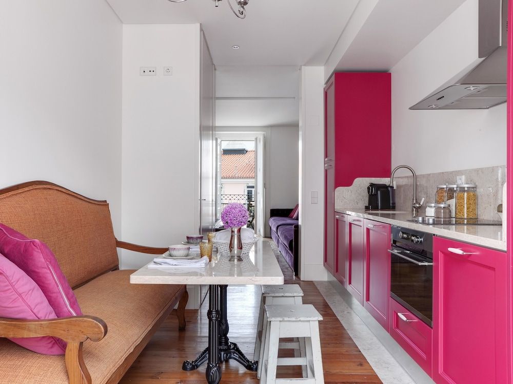 undefined Residentas Apostolos 9