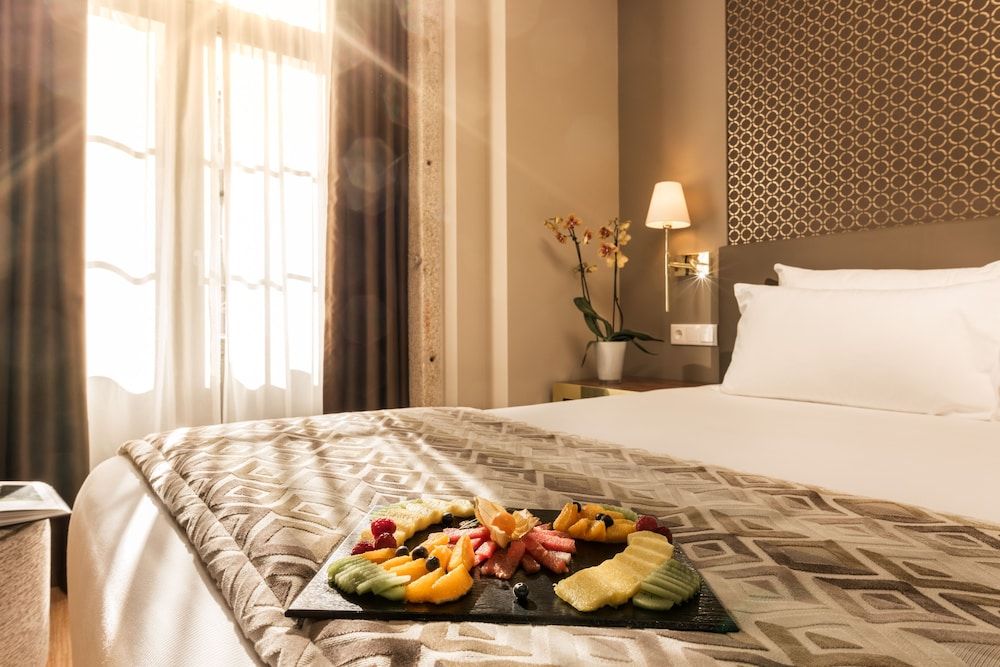 Exe Almada Porto Double Room 2