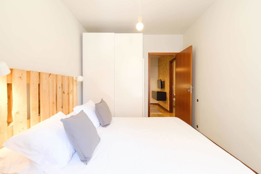 Shining View Apartment, 1 Bedroom (3 people, Street View)