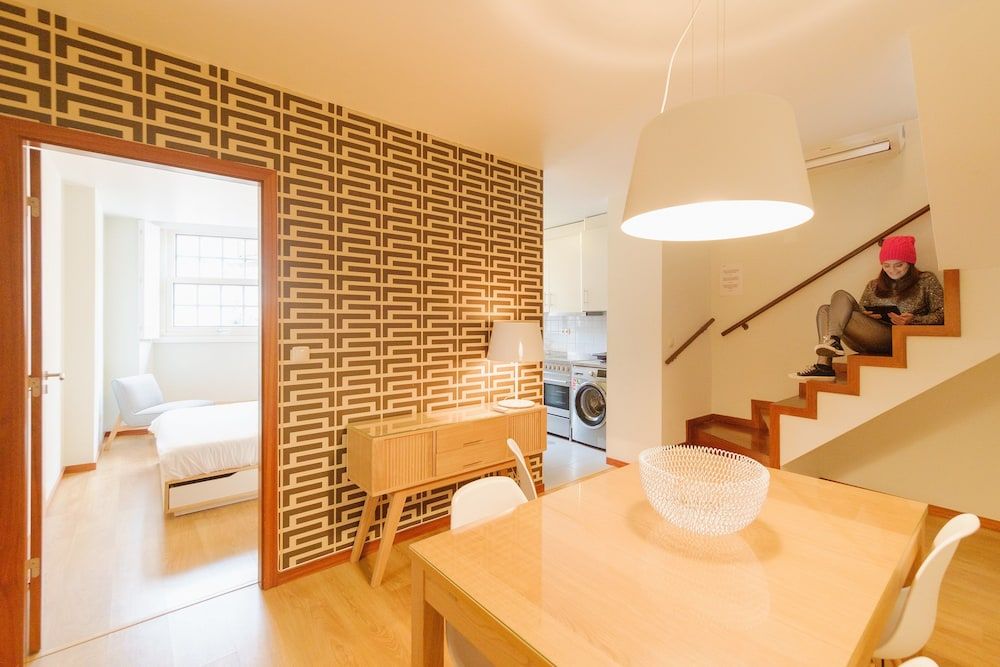 undefined Shining View 9